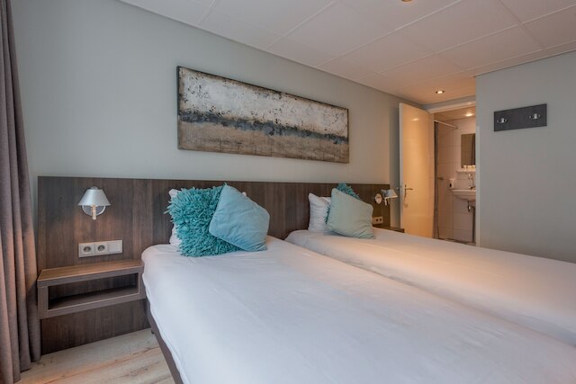 ホテルダムスクエア