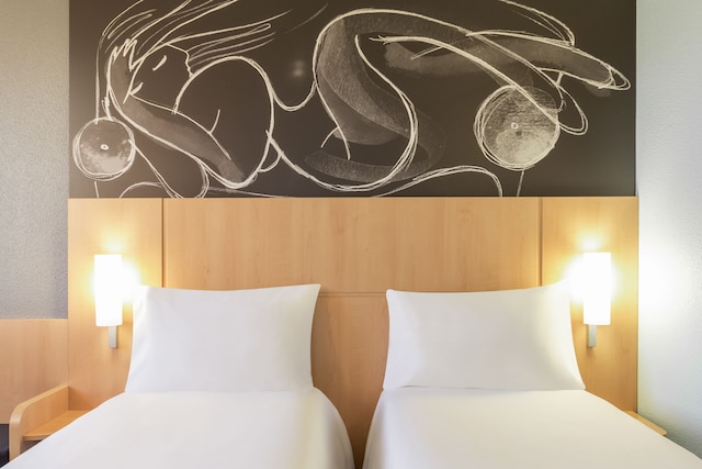 イビス レンヌ サントル ガール シュッド