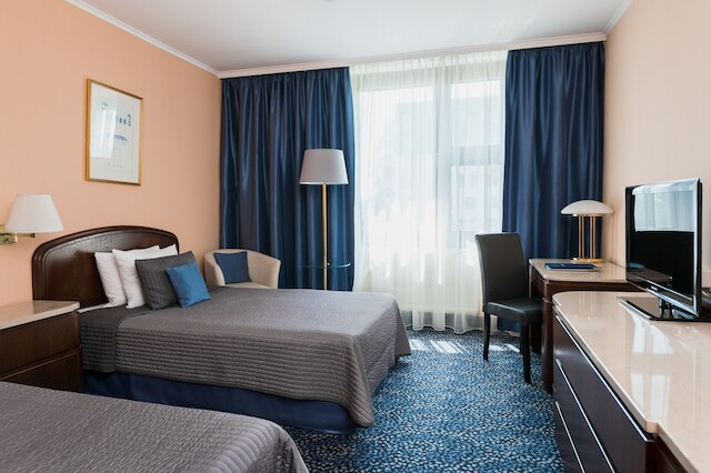 ブッキング ホテル & スパ