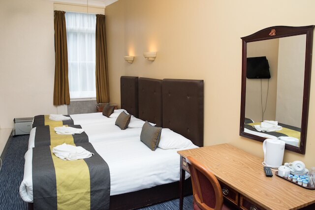 ローズ コート ホテル