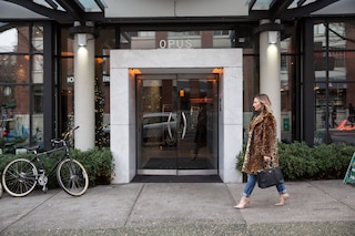 オーパス ホテル バンクーバー