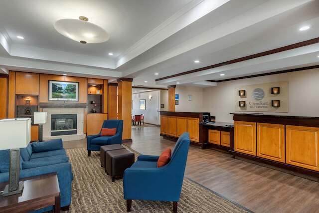 コンフォートイン & スイーツ カムデン