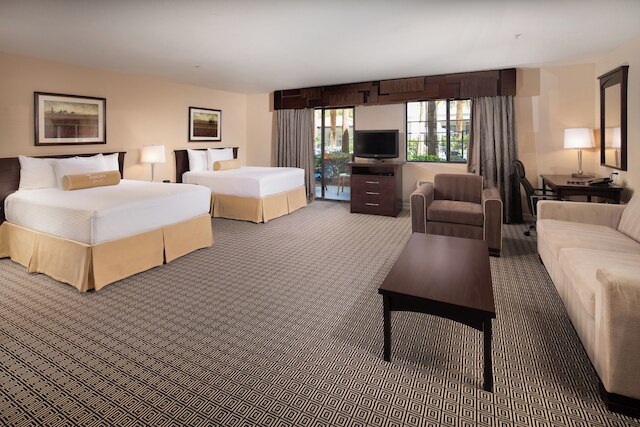 トスカニー スイーツ & カジノ