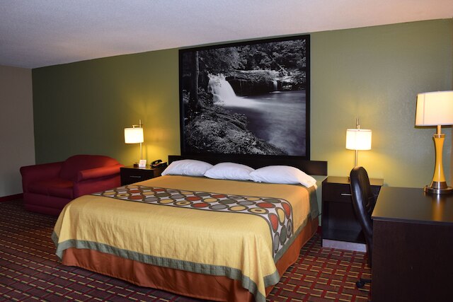 スーパー 8 バイ ウィンダム ホームウッド バーミンガム エリア