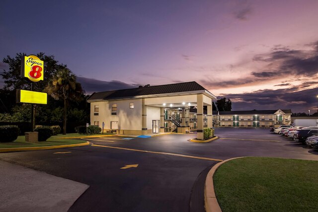 スーパー 8 バイ ウィンダム コロンビア