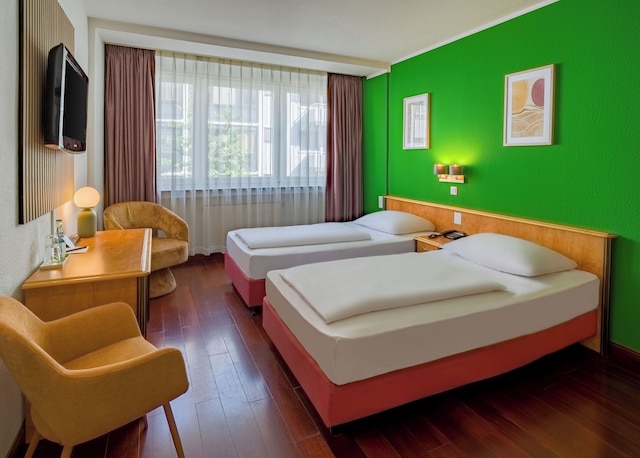 ラグス ホテル デュッセルドルフ