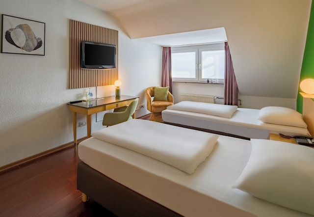 ラグス ホテル デュッセルドルフ