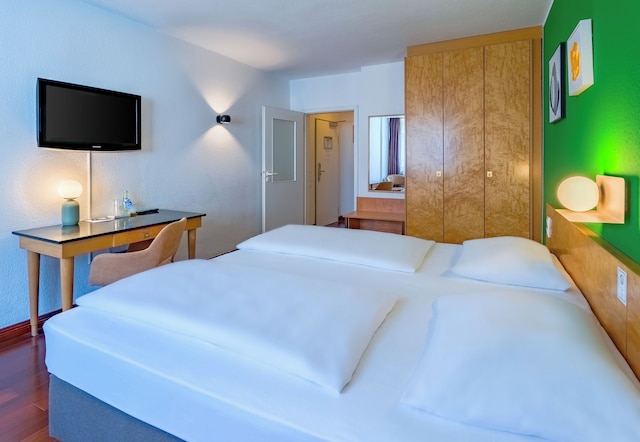 ラグス ホテル デュッセルドルフ