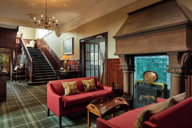 レオナルド ブティック ハンティングタワー パース