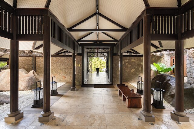 コンスタンス レムリア