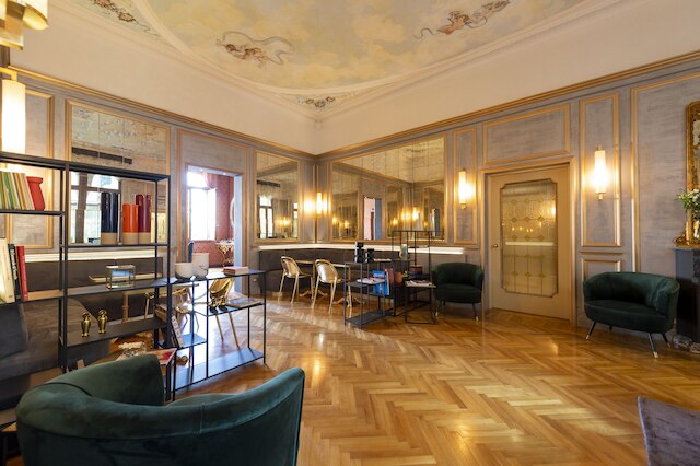 ホテル アンティコ ドージ