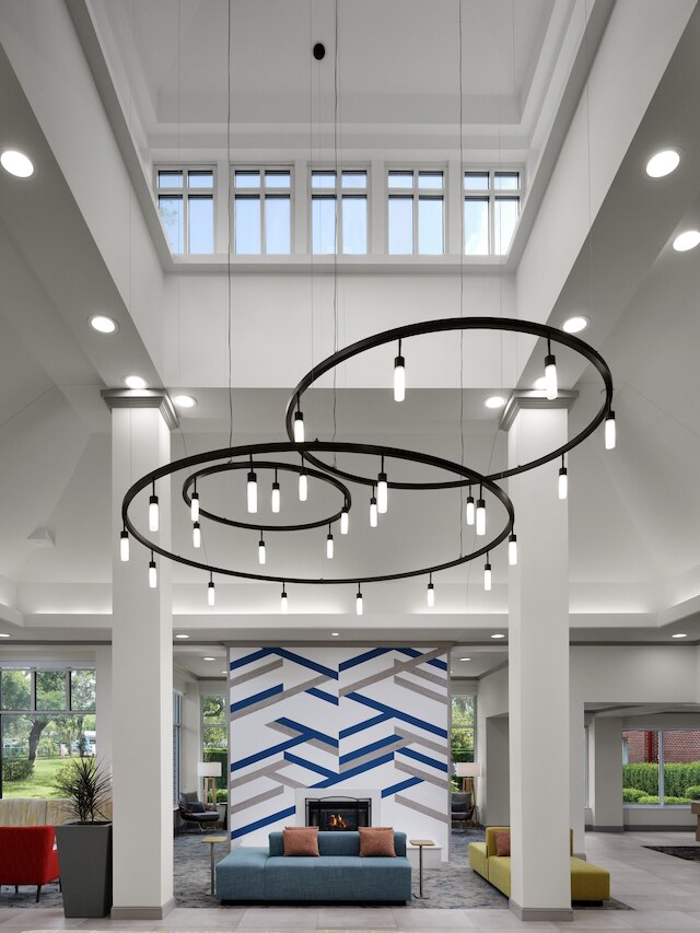 ヒルトン ガーデン イン タンパ イースト / ブランドン