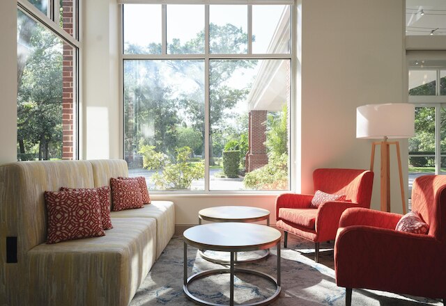 ヒルトン ガーデン イン タンパ イースト / ブランドン