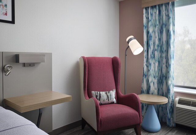 ヒルトン ガーデン イン タンパ イースト / ブランドン