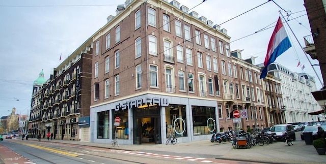 ホテル コルネリス