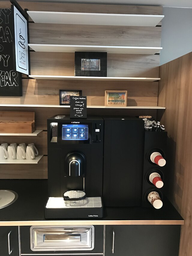 ホテル コルネリス