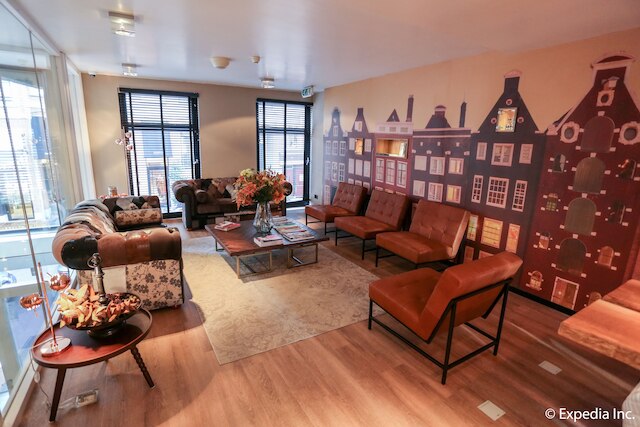 ホテル コルネリス