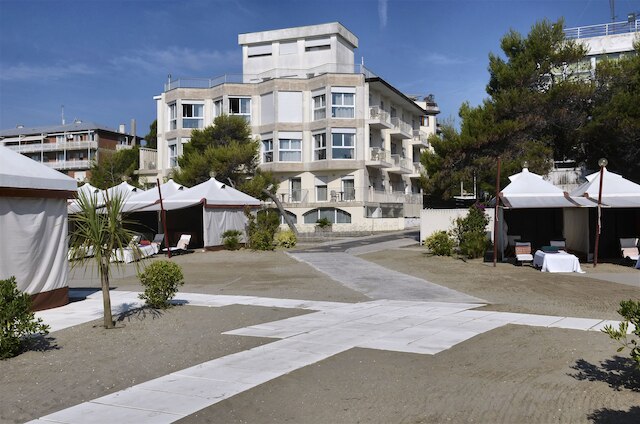 ホテル プティ パレ