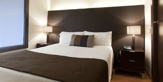 セネター バルセロナ アパートメンツ