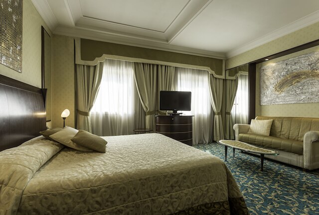 ミッレンノテル