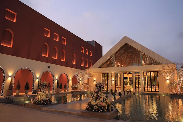 インター ブルゴ エクセウコ ホテル