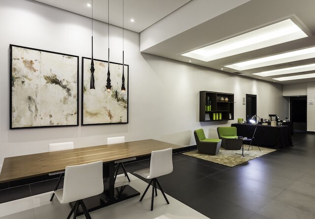 ホテル イルニオン スイーツ マドリード