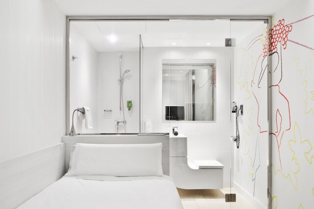 ホテル アイビス スタイル マドリッド プラド