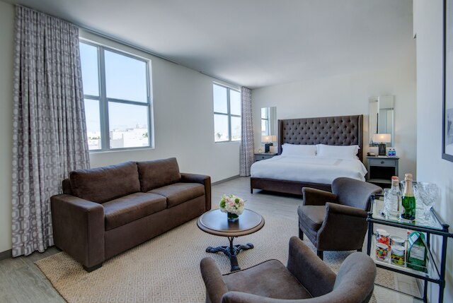 クリントン ホテル サウス ビーチ