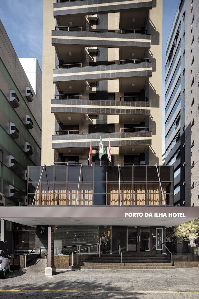 ホテル ポルト ダ イルハ