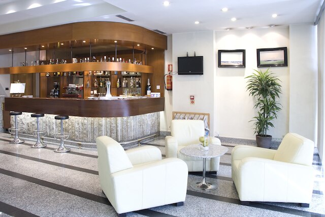 ホテル AR パルケスール