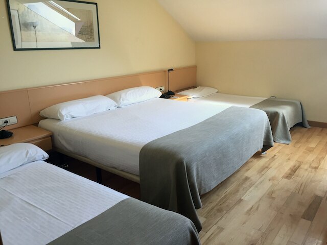 ホテル AR パルケスール