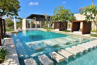 ザ バレ ヌサ ドゥア バイ ライフスタイルリトリート