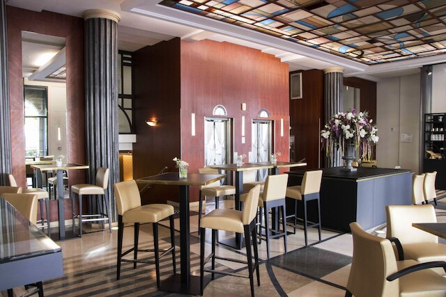 ホテルアールデコウーラリール