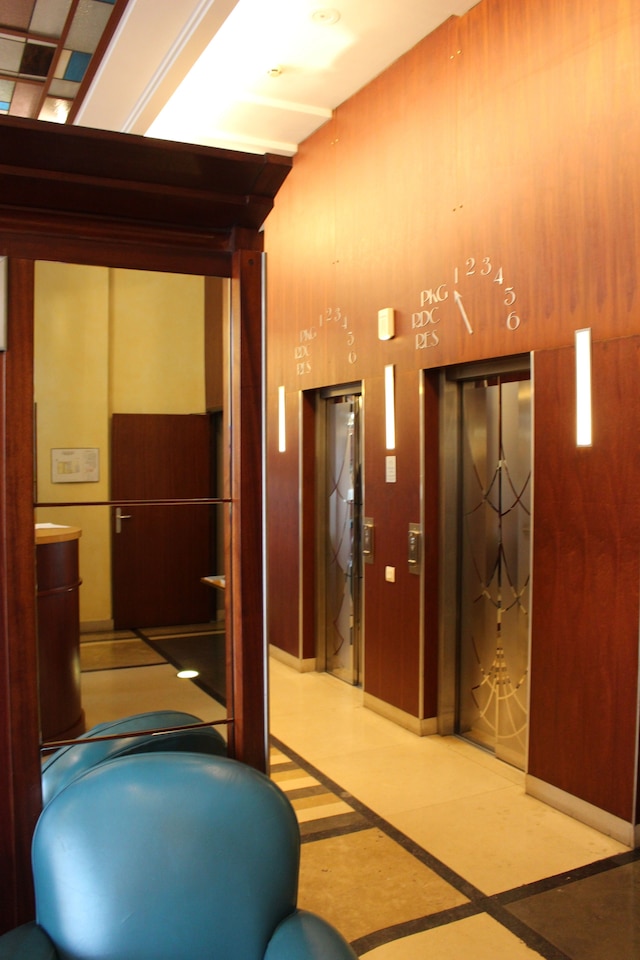 ホテルアールデコウーラリール