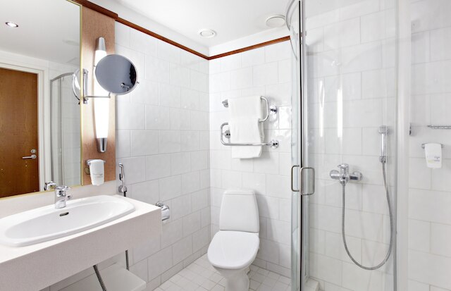 ホリデイ クラブ タンペリーン ケレメ