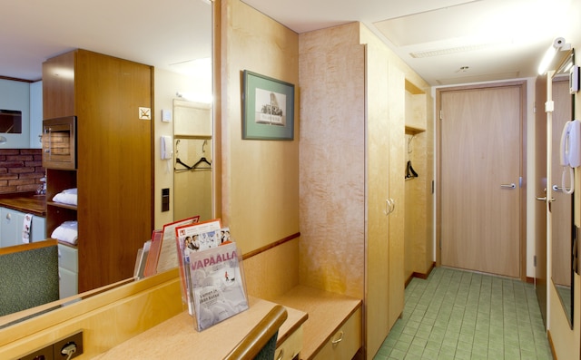 ホリデイ クラブ タンペリーン ケレメ