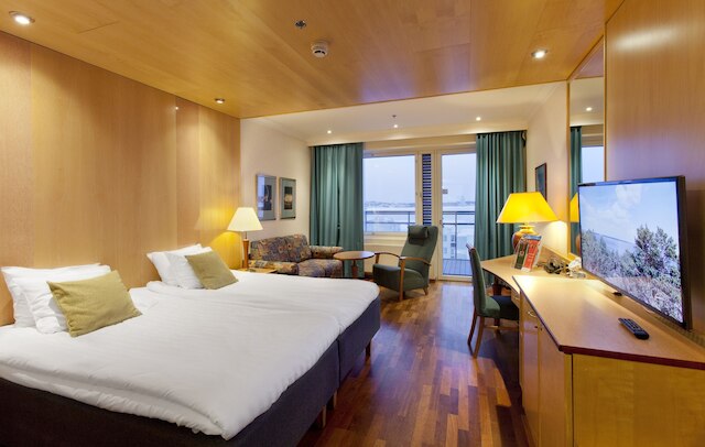 ホリデイ クラブ タンペリーン ケレメ