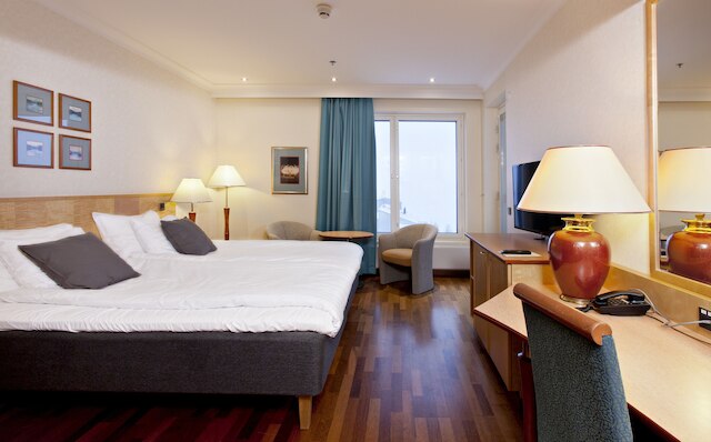 ホリデイ クラブ タンペリーン ケレメ