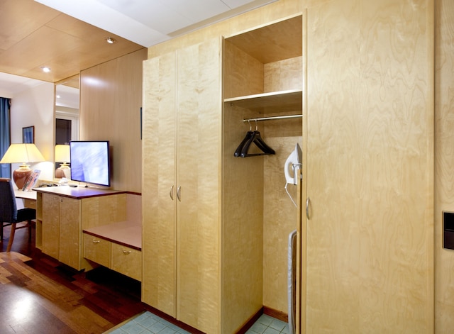 ホリデイ クラブ タンペリーン ケレメ