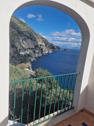 ホテル ラ ペルラ