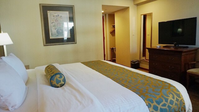 ベストウェスタン クイーンズ コート ホテル