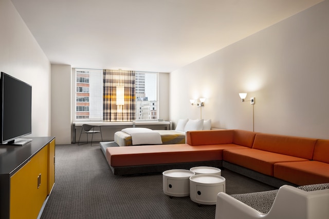 ザ デルフィ  ホテル