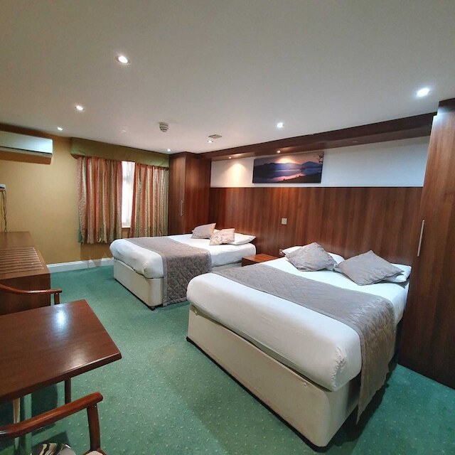 ホテル オリバー