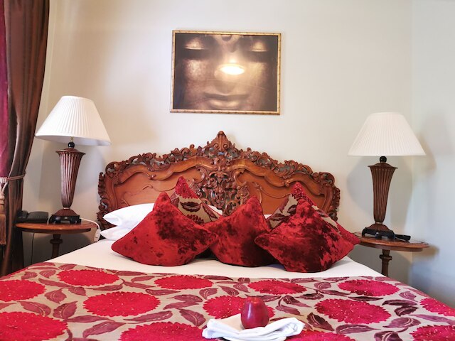 トウェンティ ネバーン スクエア ホテル