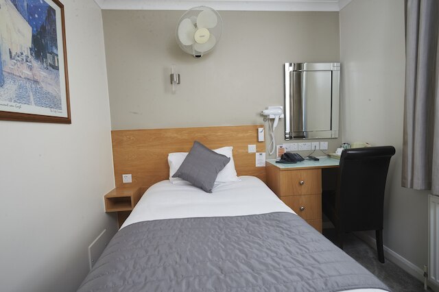 ルナ シモーネ ホテル