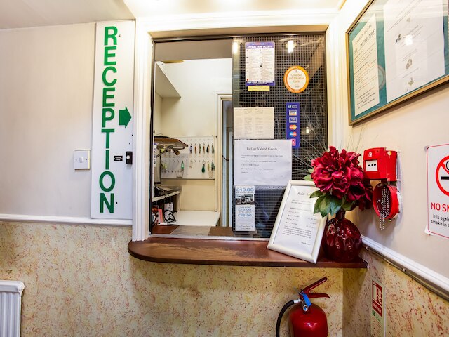 エンリコ ホテル