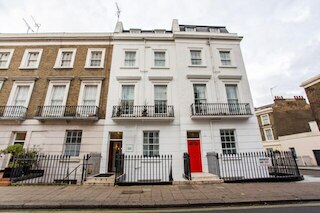 エンリコ ホテル