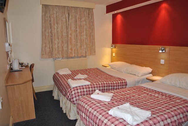 カールトン ホテル