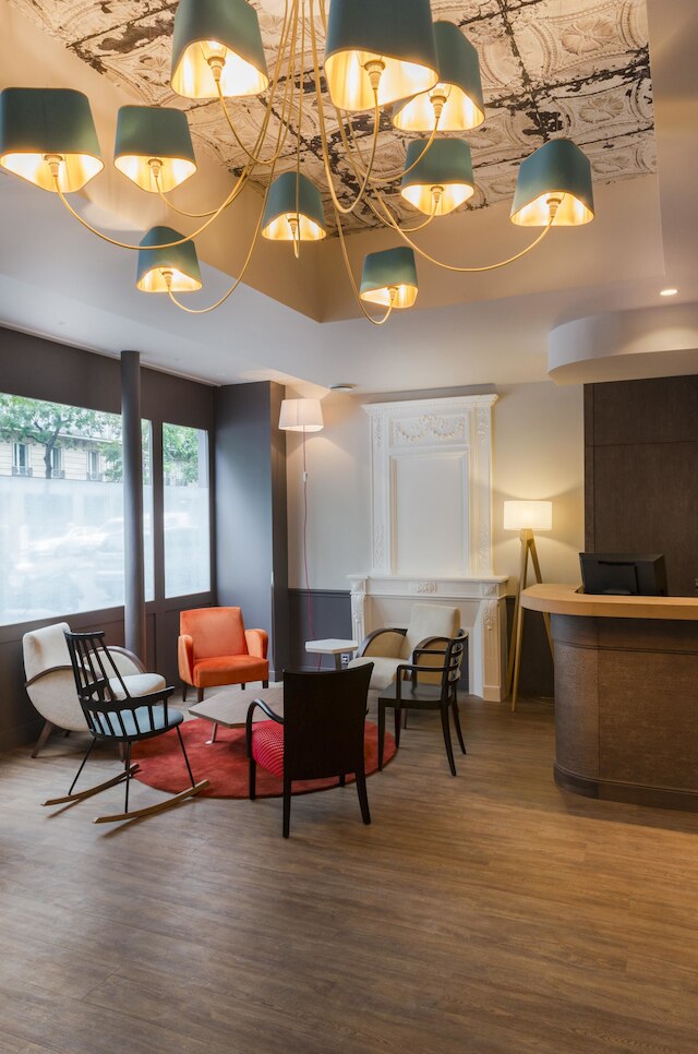 オテル マゼンタ 38 バイ ハッピーカルチャー