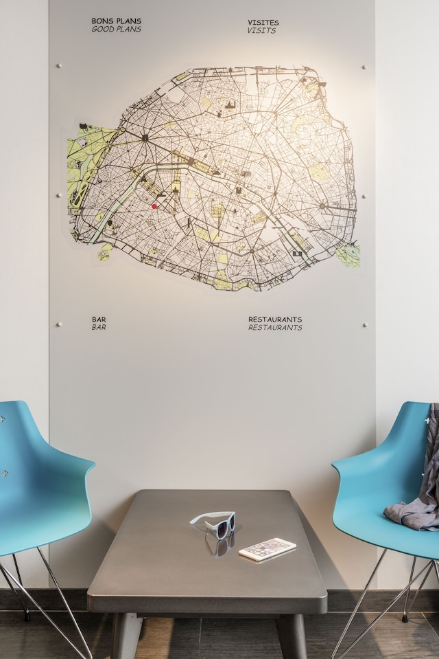 イビス スタイルズ パリ エッフェル カンブロンヌ